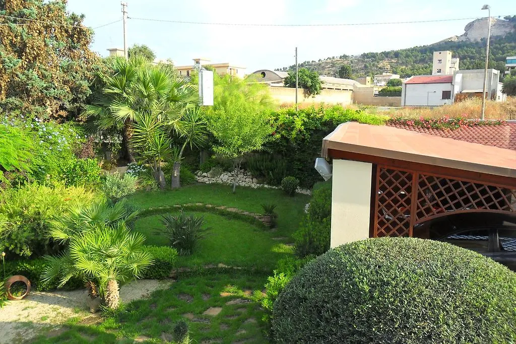 B&B Il Mandorlo Sciacca Bed & Breakfast