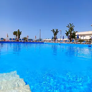 Costa Makauda Aparthotel